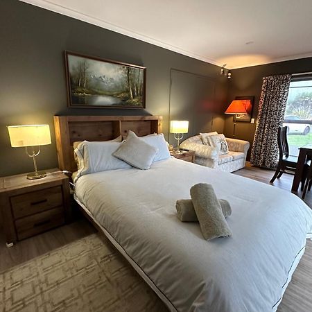 Lakeview Holiday Hideaway Taupo Exterior photo